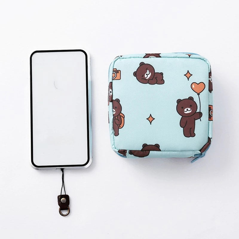 Heart Print Sanitary Napkins Storage Bag Feminine Period Pouch Portable Tampon Organizer Bag Mini Makeup Lipstick Storage Pouch