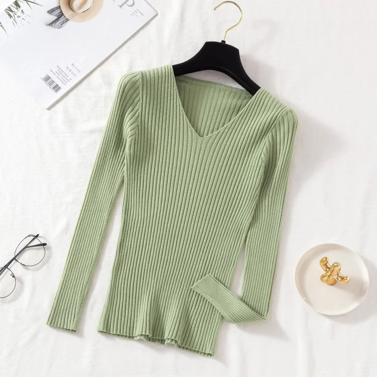 Women's V-Neck Knit Pullover — Casual Basic Sweater