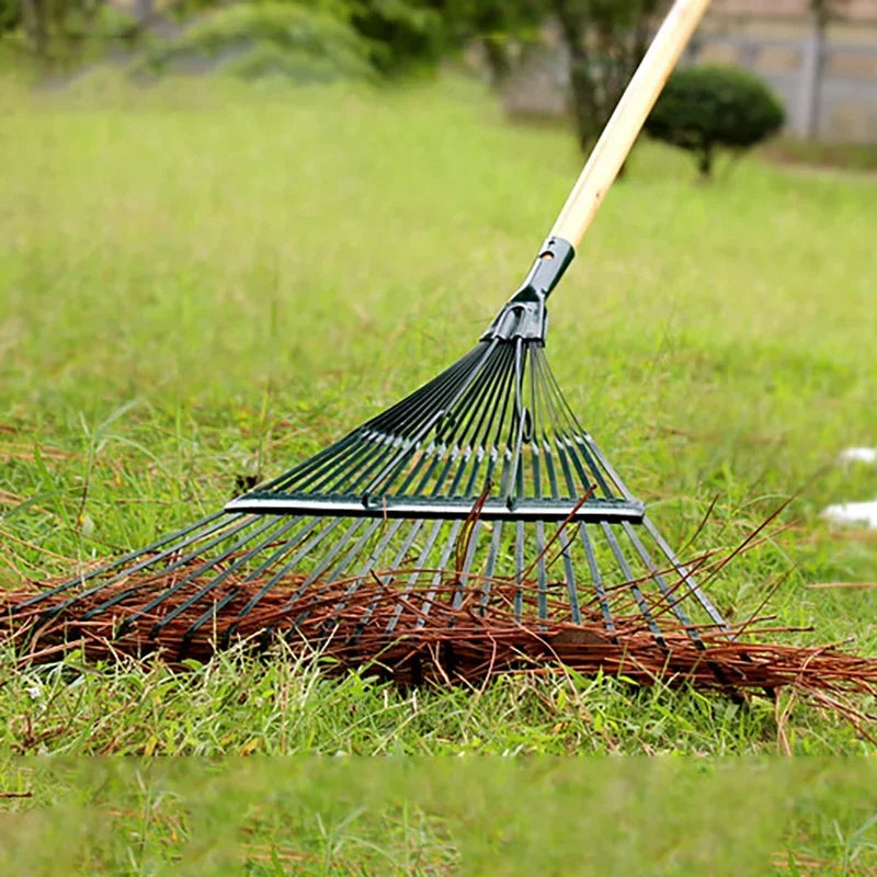 22-Tooth Iron Garden Rake – Durable Leaf & Grass Rake for Gardeners & Landscapers