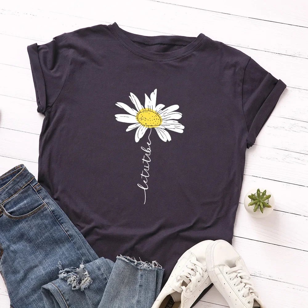100% Cotton Women T-Shirt 2026 Summer Tshirt Creative Daisies Printed Woman Short Sleeve Tee Tops Female T Shirt