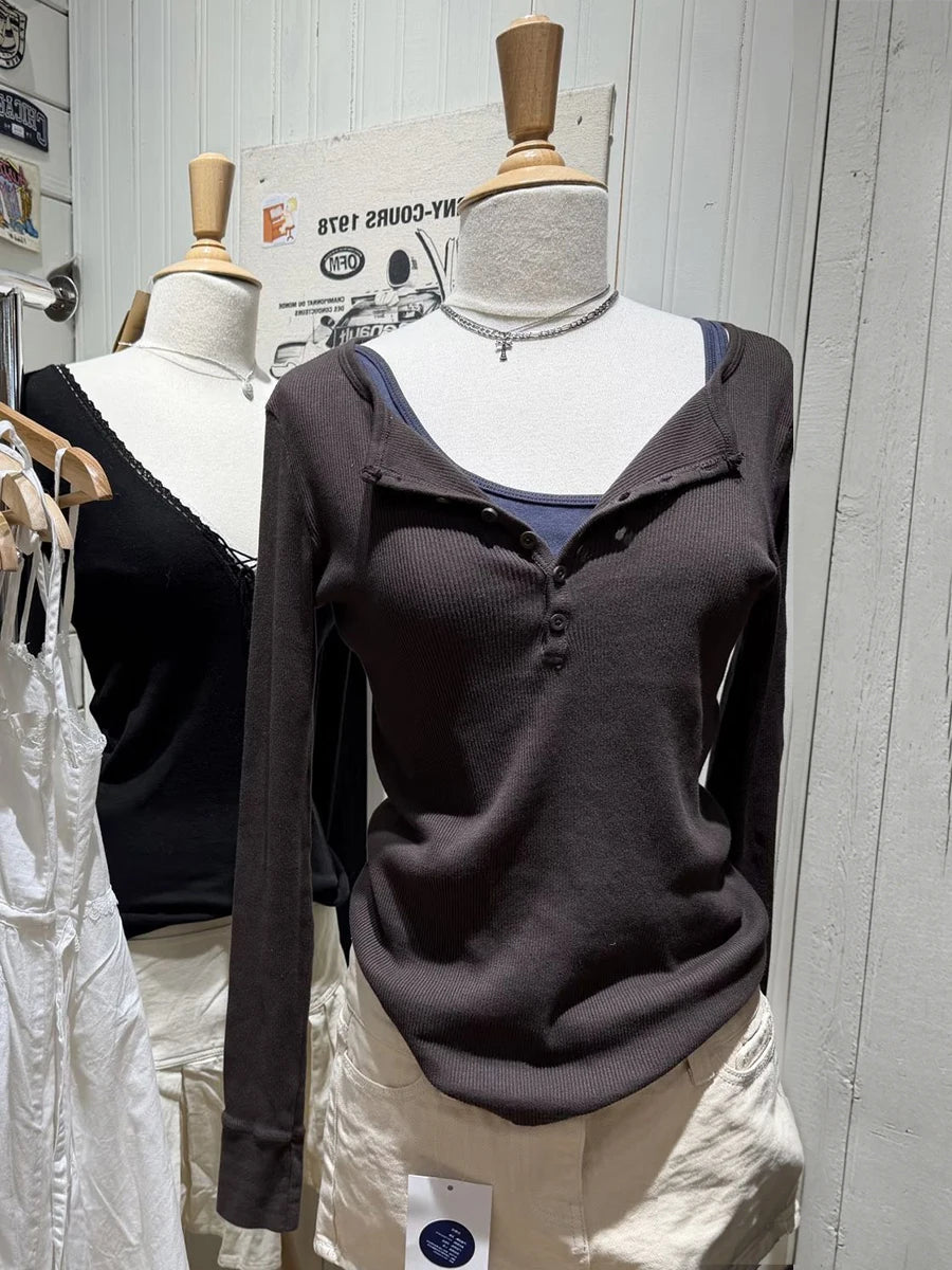 Women's Ribbed Long-Sleeve Top — Six-Button Slim Round-Neck Y2K Tee