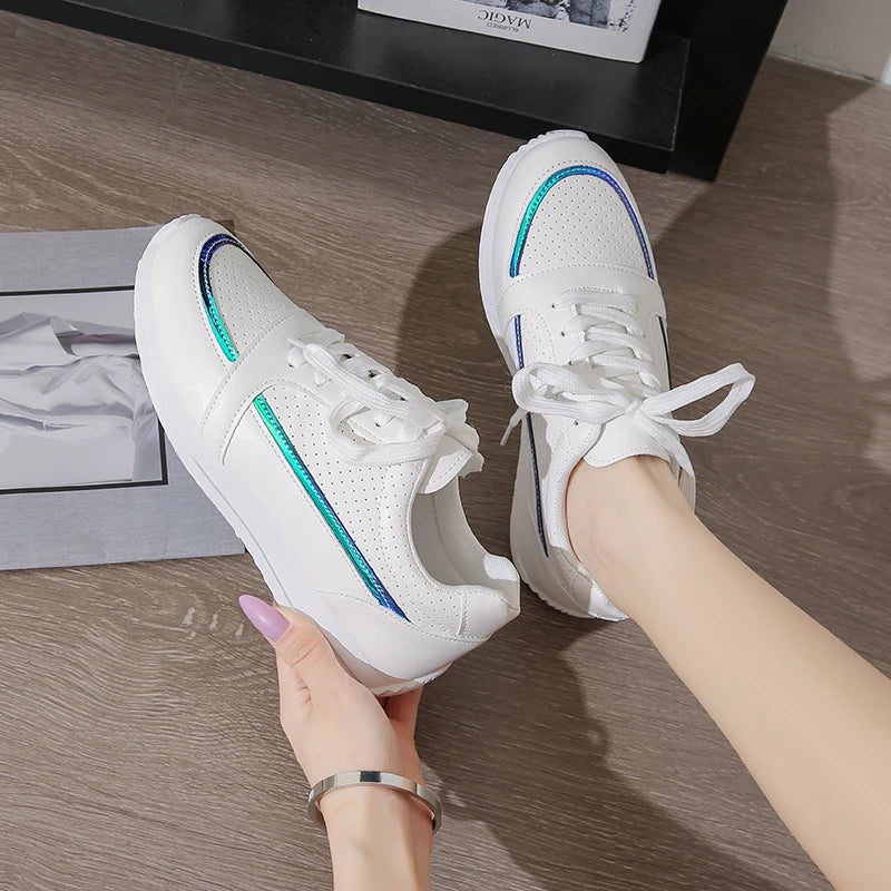 Breathable Mesh Sneakers for Women — Lightweight Patchwork Lace-Up Flats