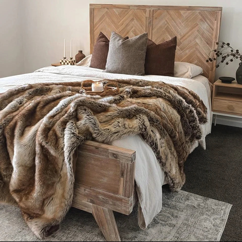 Faux Fur Throw Blanket, Fluffy Plush Sofa Throw