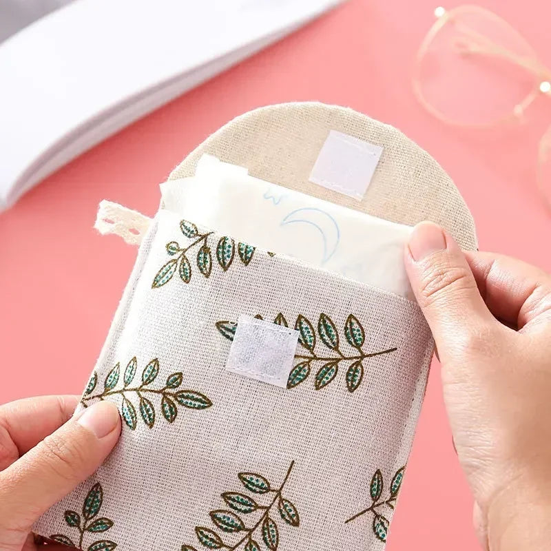 Portable Sanitary Napkin Storage Bag Women Cosmetic Organizer Girls Ladies Cute Coin Card Sanitary Pad Pouch Small Cosmetic Bag
