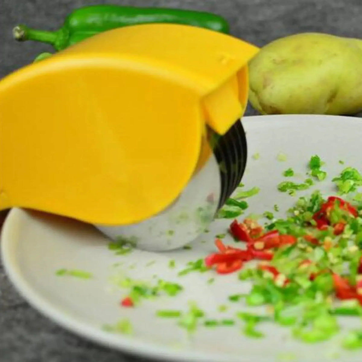 Rolling Herb Cutter - 6-Blade Parsley and Cilantro Mincer, Two-Tone - photo 6