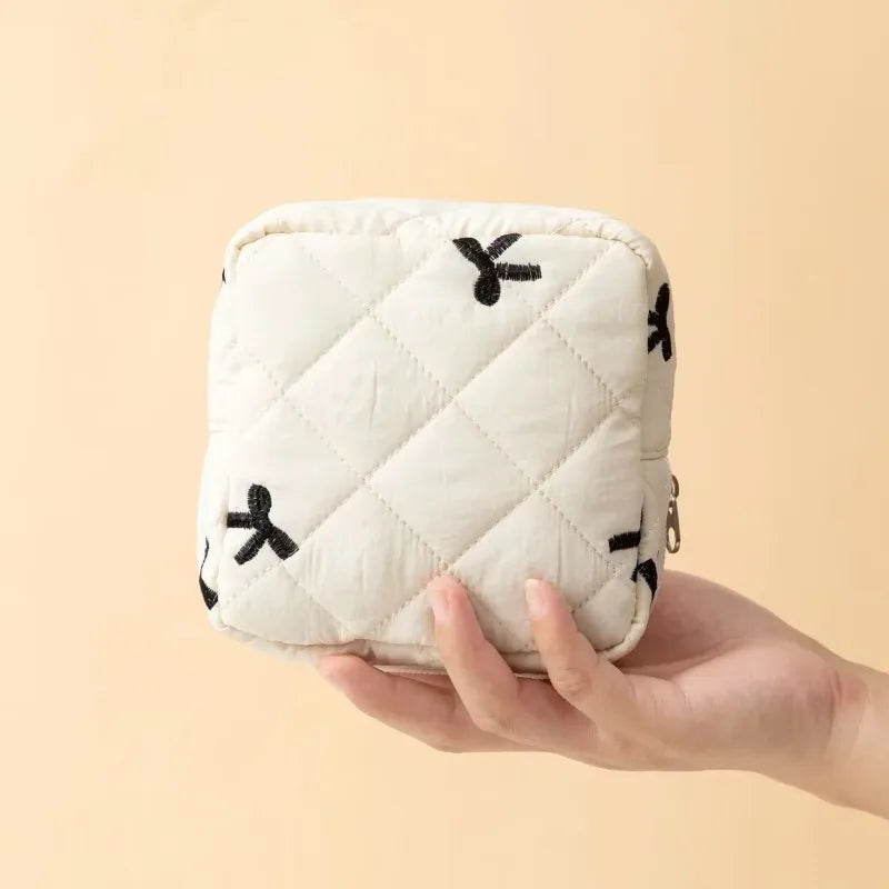 Cute Large Capacity Sanitary Napkin Storage Bags Cartoon Bow Portable Girls Physiological Period Tampon Organiser Bag Pouch