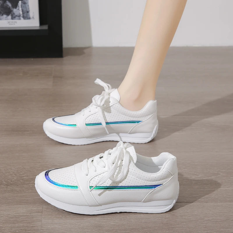 Breathable Mesh Sneakers for Women — Lightweight Patchwork Lace-Up Flats