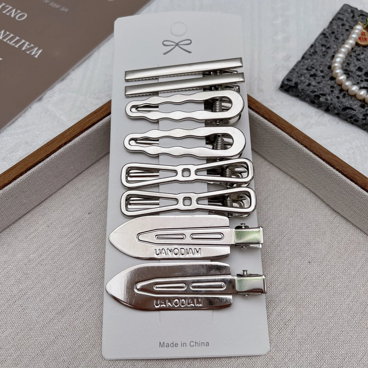 Women Metal Y2K Hair Clips Exquisite Duckbill Clip Girls Hairpins Side Bangs Barrettes Hairclip Girls Fashion Hair Accessories
