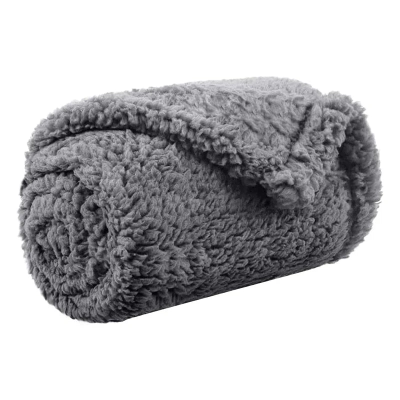 Velvet Pet Blanket - Soft Warm Mat for Dogs and Cats