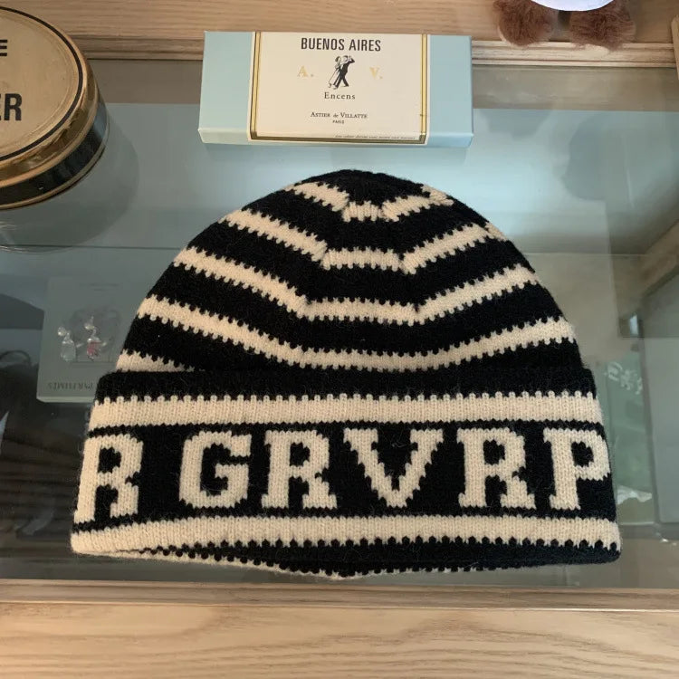 Winter Knitted Hat for Women Beanies Hat Casual Fasion Warm Pullover Hat Outdoor Riding Sports Hat Elastic Skullies Hat