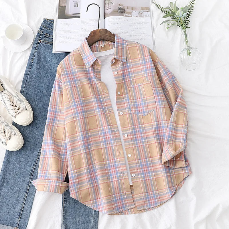 Women's Plaid Long Sleeve Shirt - Loose Casual Button-Up Blouse - photo 6