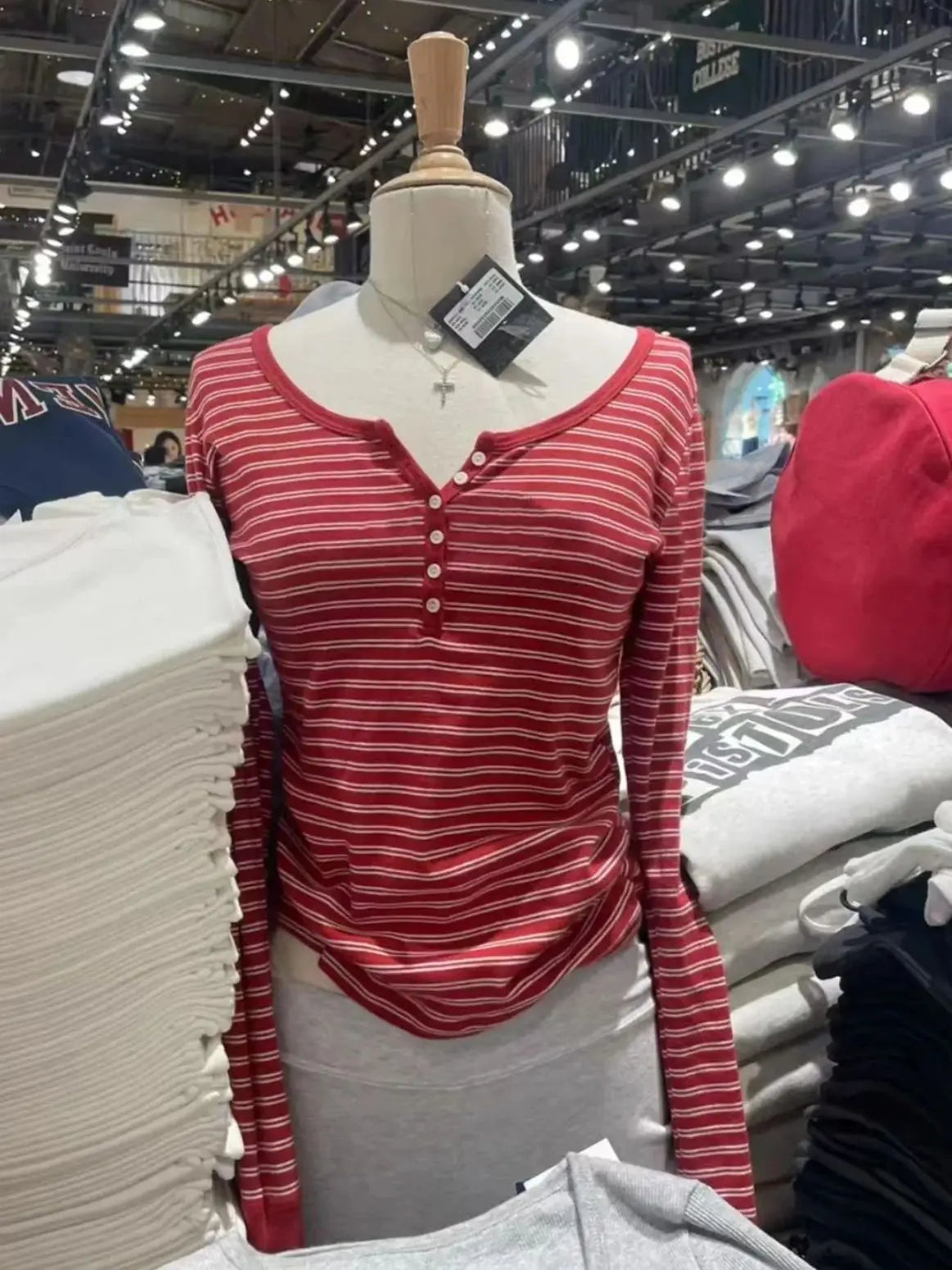 Women's Ribbed Long-Sleeve Top — Six-Button Slim Round-Neck Y2K Tee