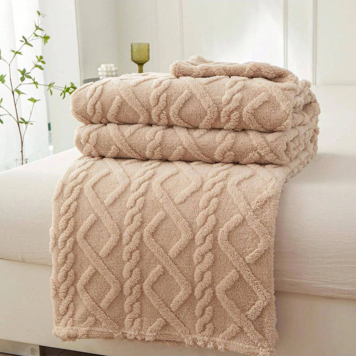 Lightweight Coral Fleece Blanket - Single-Layer Throw for Bed and Sofa - photo 11
