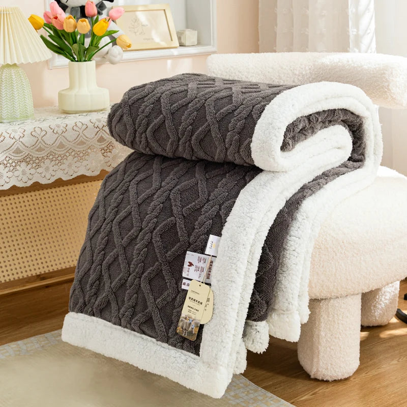 Cozy Coral Fleece Winter Throw Blanket - Soft & Plush