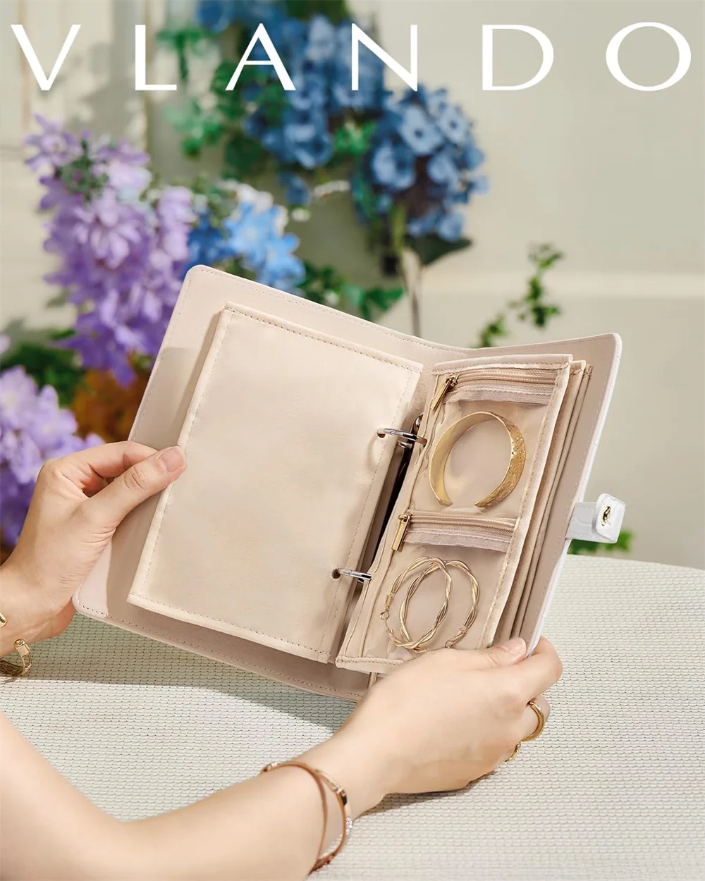 Jewelry storage box, storage bag, convenient jewelry storage book ring binder, transparent zipper velvet jewelry bag, travel ess