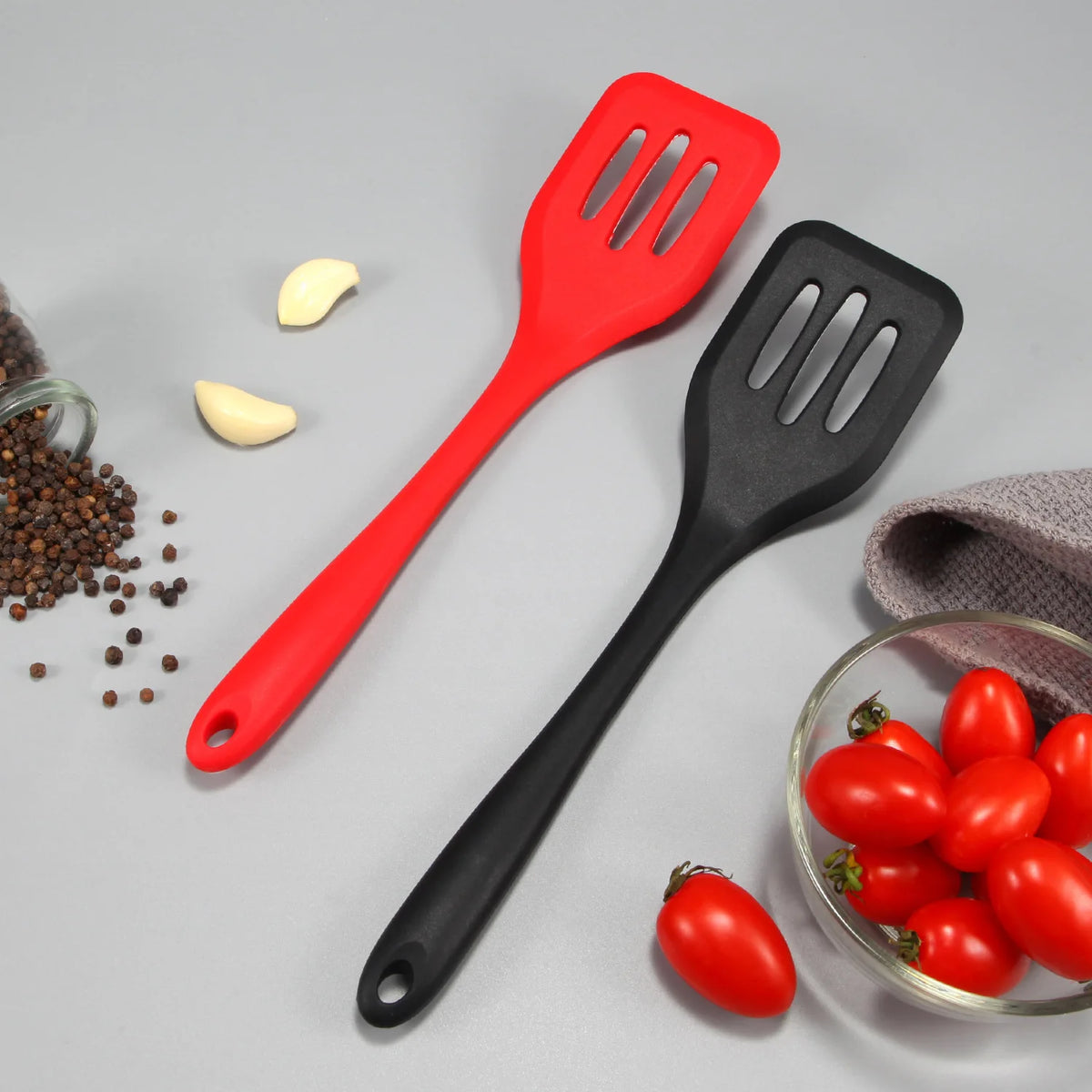 Slotted Silicone Turner - Frying Spatula for Eggs and Fish, 4 Colors - photo 4