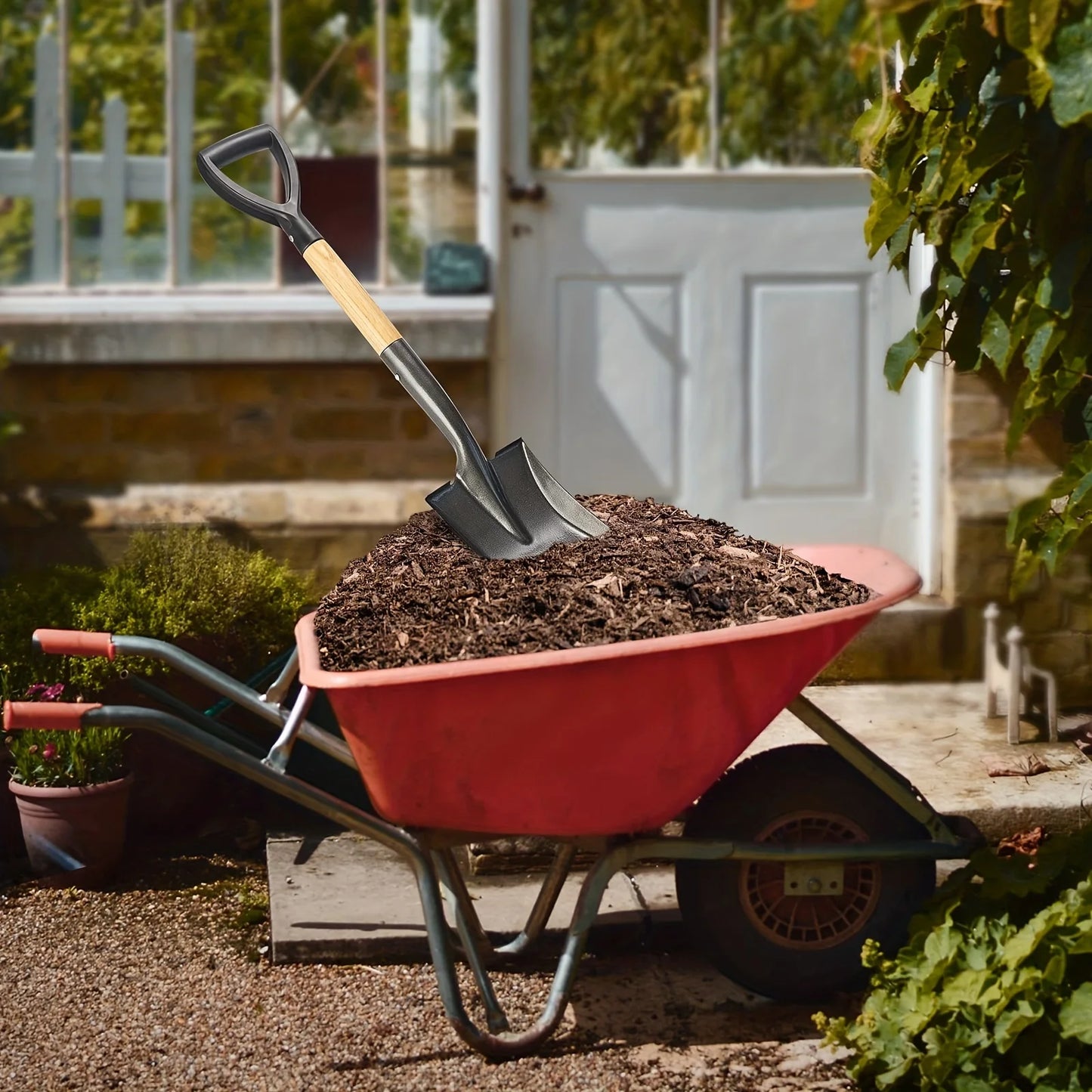 Manganese Steel Digging Shovel — Rustproof Garden Scoop for Camping & Beach