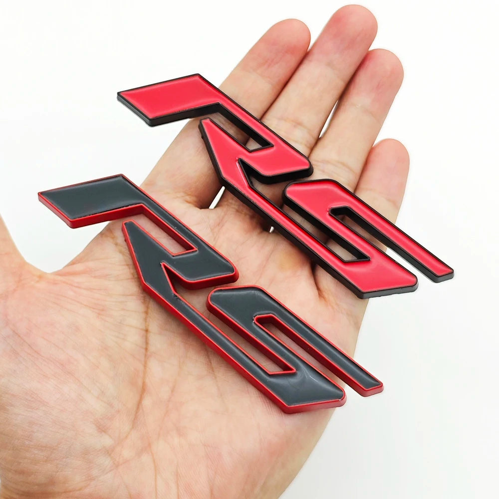 3D Metal RS logo Car Sticker Front Grill Emblem Trunk Badge Decals For Chevrolet Blazer Aveo Trax Cruze Sonic Onix Accessories