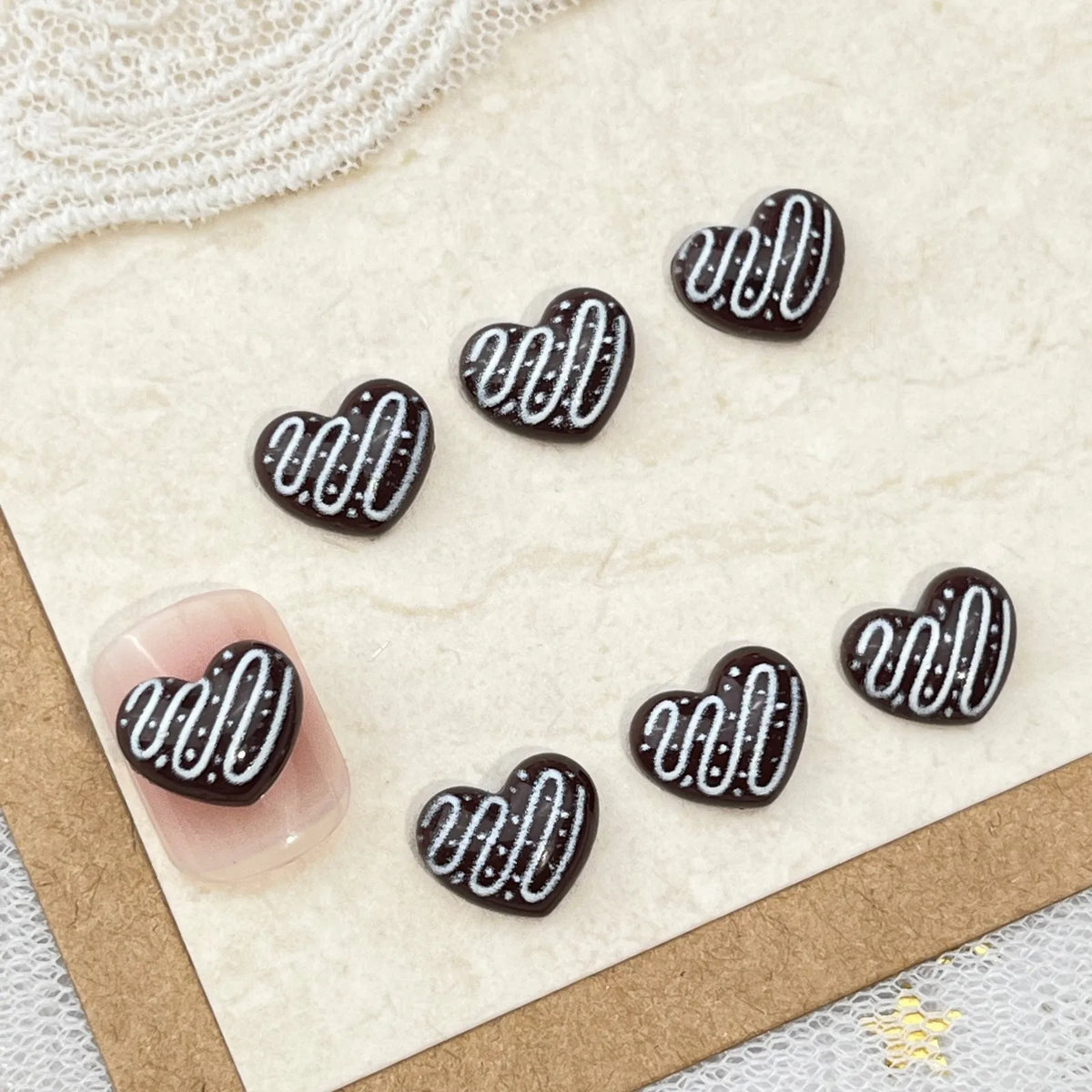 Christmas Resin Nail Charms Food Play Candy Nail Art Accessories Realistic 3D Chocolate Cake Design DIY Wearable Nail Decoration
