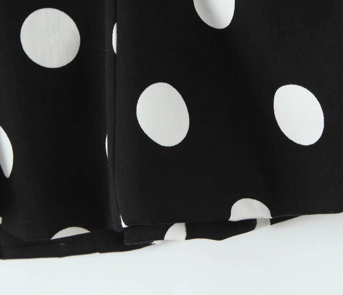 HH Summer Woman Black Polka Dot Backless Bow Decoration Neck Halter Vest Tops Fashion Women Sleeveless Backless Sexy Tops