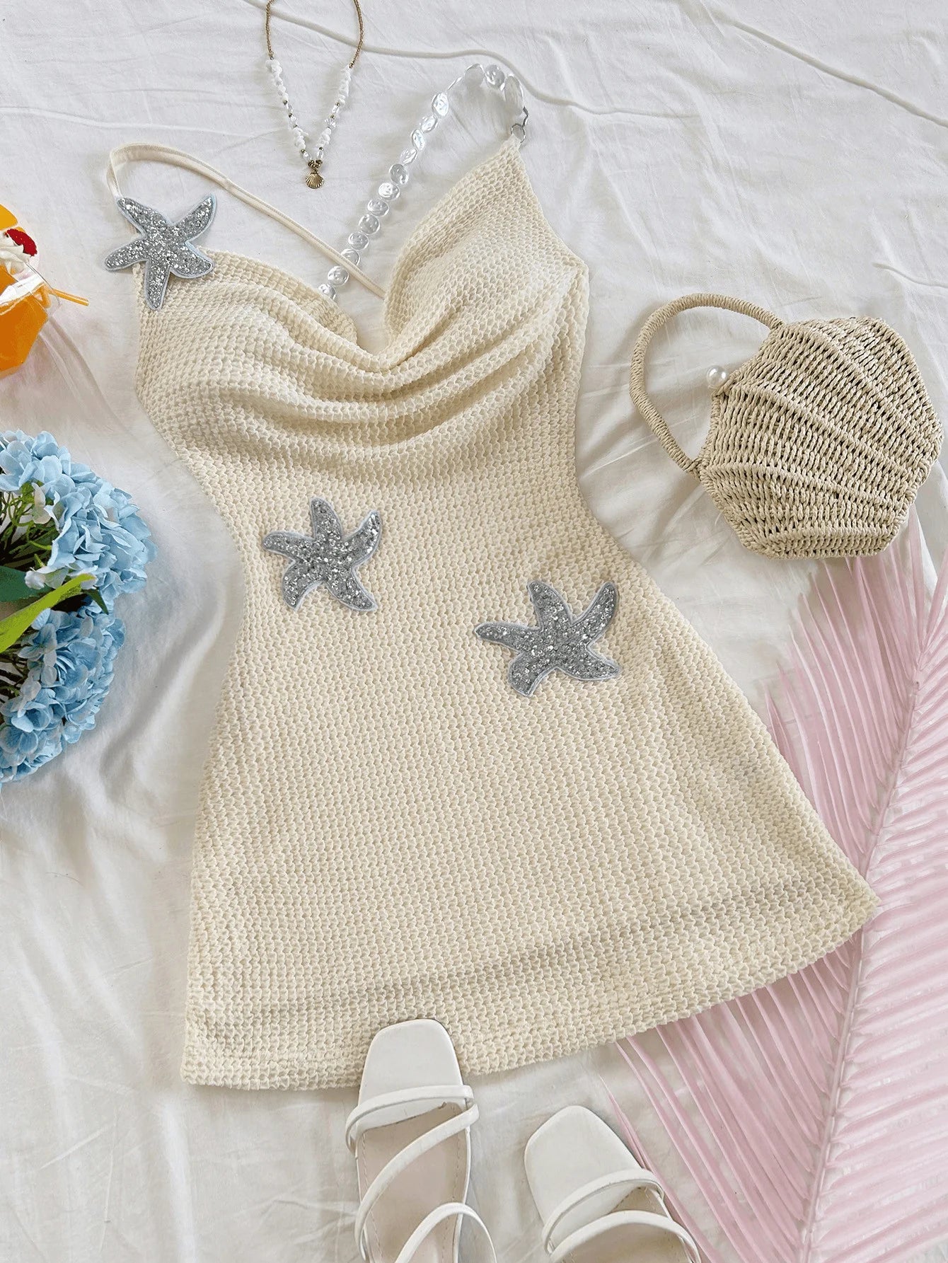 Pure and sexy halter dress for women's spring collection, new hot girl sexy backless strap with five-pointed star embroidery