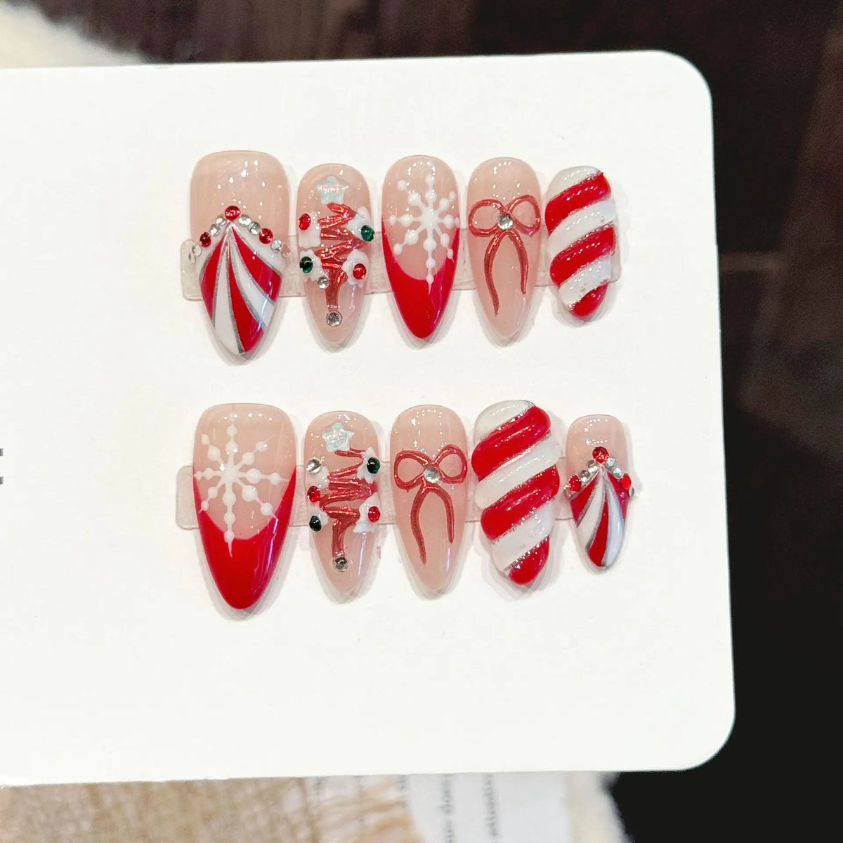 10PC Almond Handmade Press On Nails,Christmas Exquisite Atmosphere Sense,Suitable For Festivals Parties And Daily Wear.