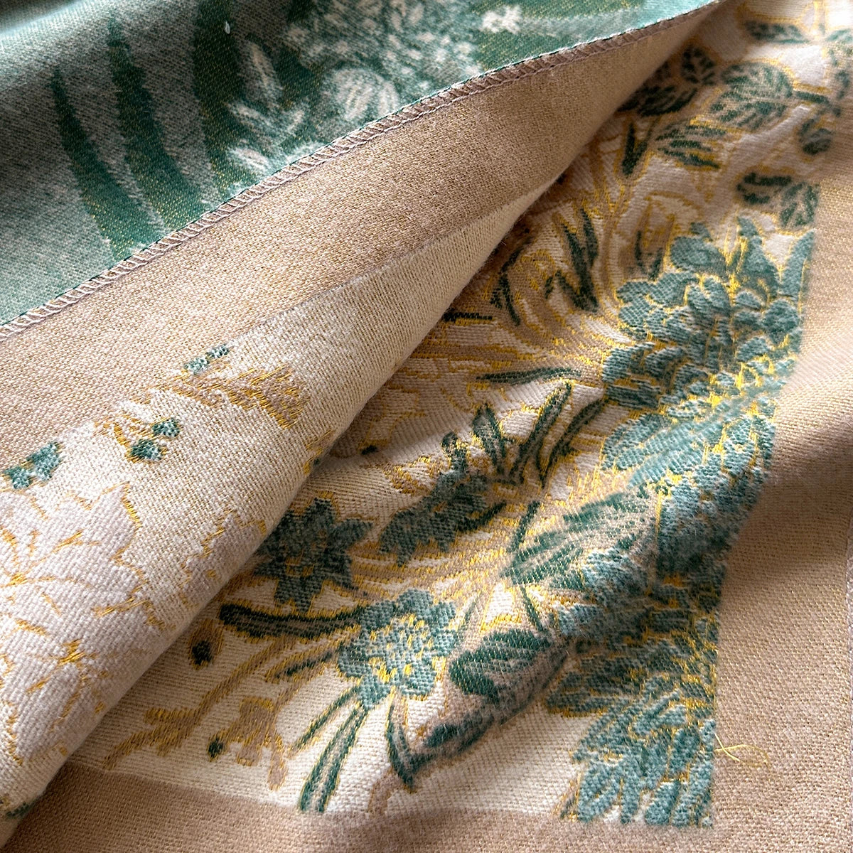 Women's Floral Print Blanket Wrap - Cashmere-Touch Travel Shawl - photo 2
