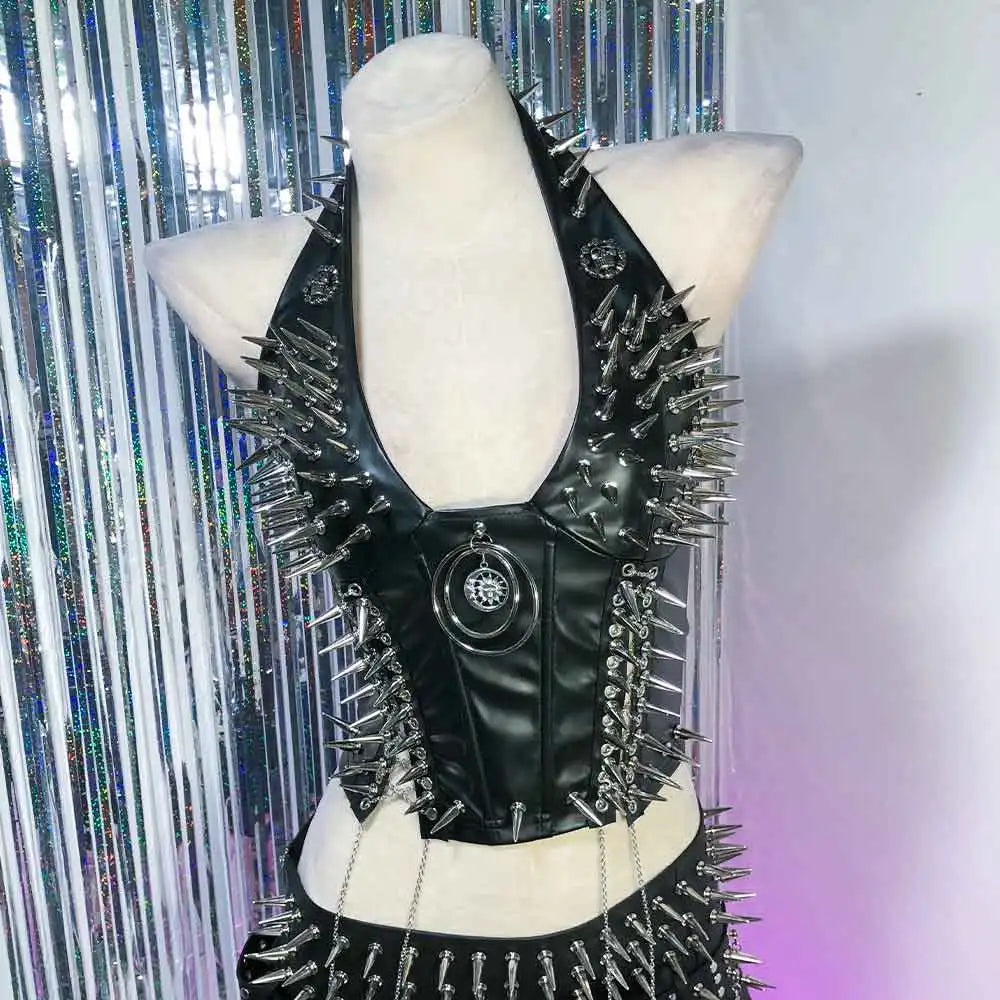 Women's Studded Y2K Grunge Tank Top — Gothic Spiked Cami