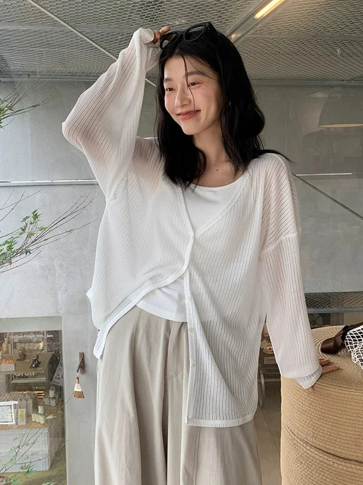 Women's Lightweight V-Neck Cardigan Coat - Loose Knit Jacket - photo 3