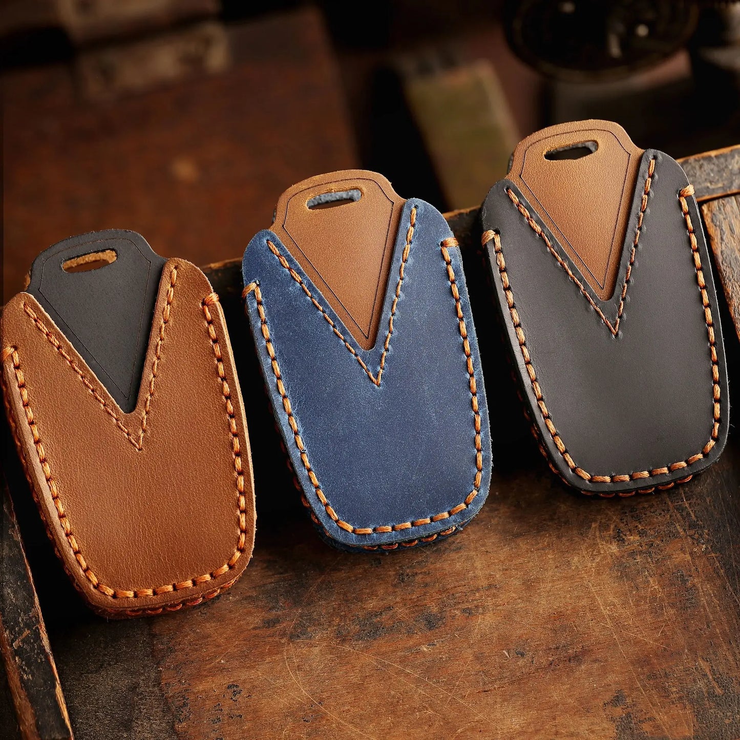 Leather Car Key Fob Case Cover for Toyota CHR Camry Prius Land Cruiser Prado Furniture Corolla Yaris RAV4 Highlander Accessories