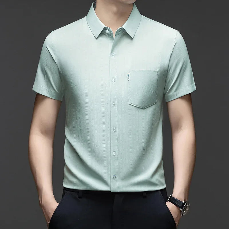 Men's Short-Sleeve Shirt - Loose Fit Button-Front, Chest Pocket