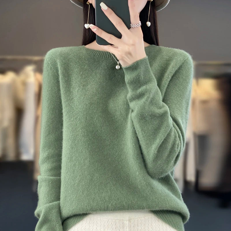 Women's Crew Neck Knit Sweater - Soft Warm Pullover Top