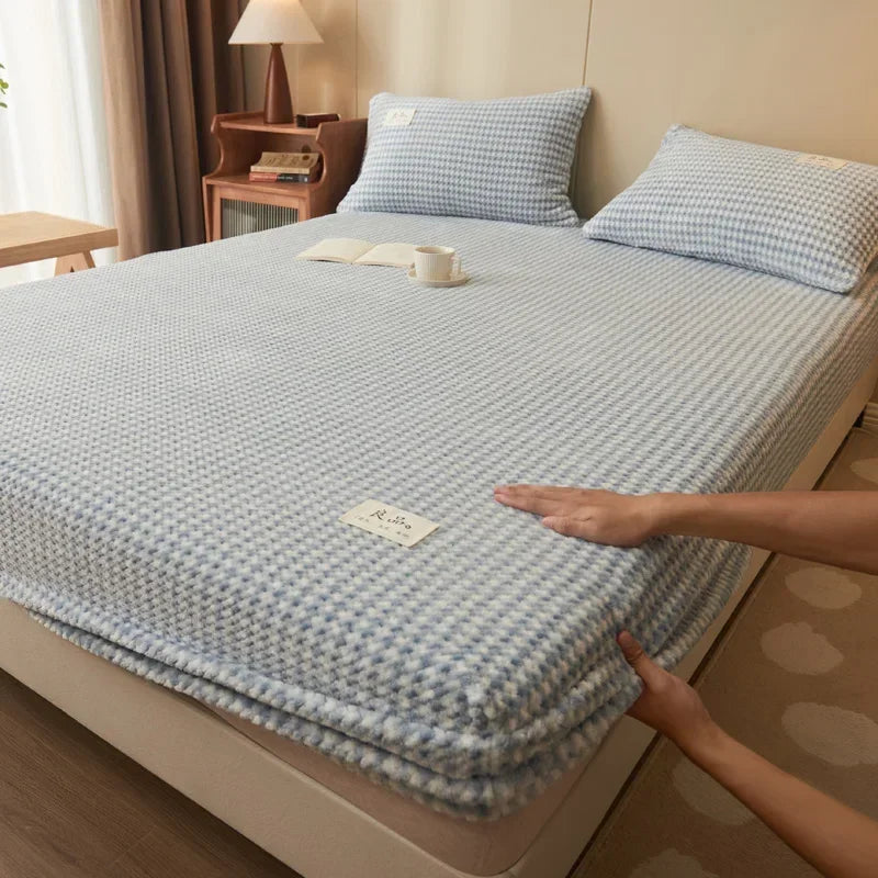 Winter warm coral fleece fitted sheet elastic mattress cover 150x200 fluffy plush bed linen luxury double bed king size
