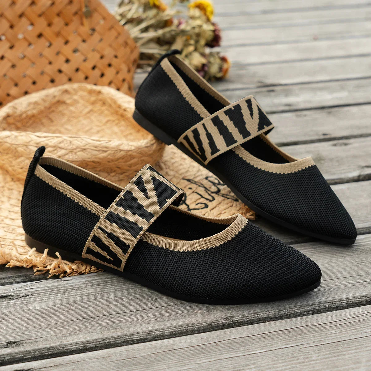 Knitted Ballet Flats for Women — Pointed-Toe Color-Block Slip-On Loafers