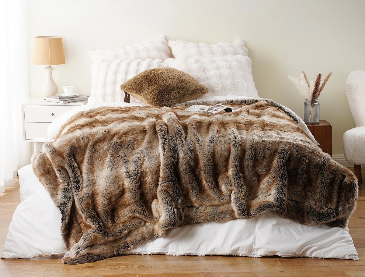 Faux Fur Throw Blanket, Fluffy Plush Sofa Throw