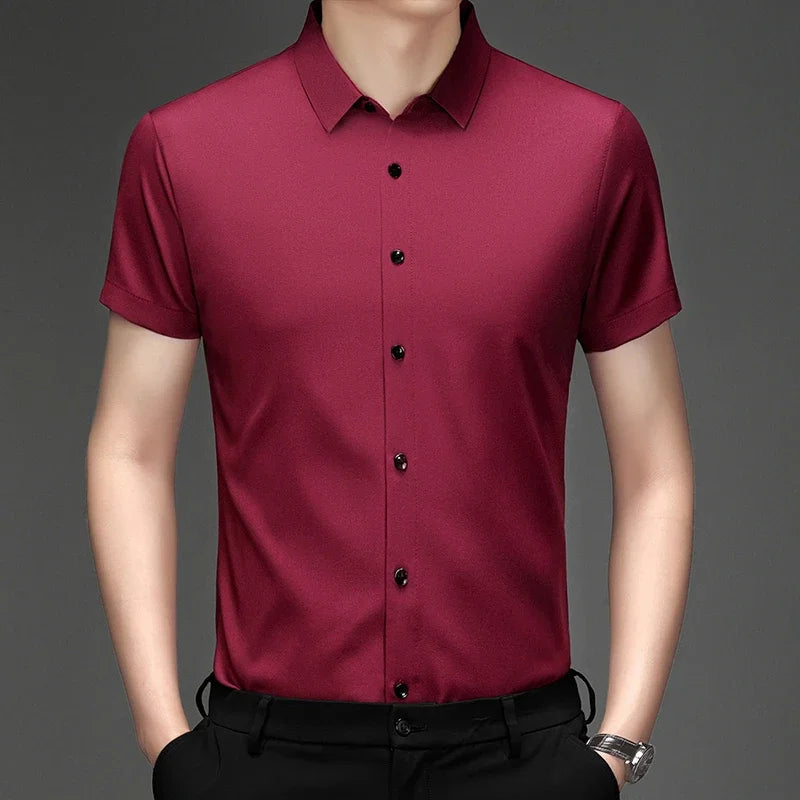 Men's Solid Short-Sleeve Shirt - Wrinkle-Free, Versatile All-Season