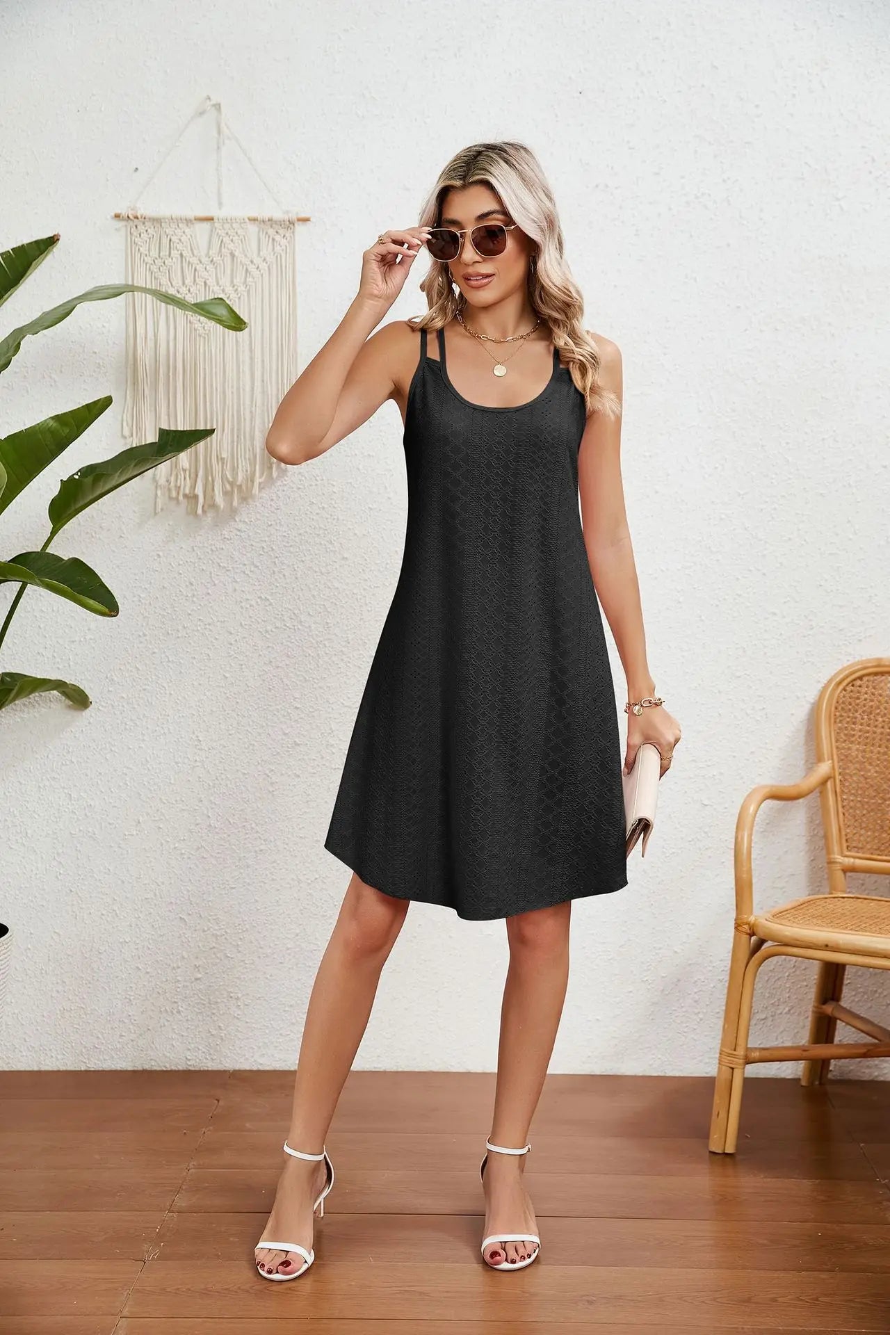 New Women's Solid Color Round Neck Suspender Loose Sleeveless Dress Fashion Summer Sexy Backless Beach Vacation Short Dress 2026