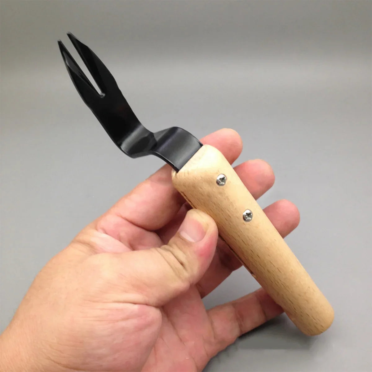 Handheld Dandelion Puller & Garden Fork — Durable Metal Weeder