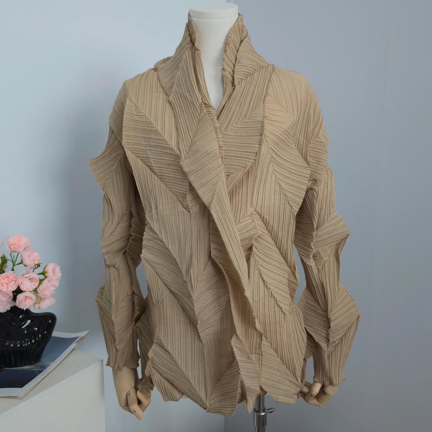 Miyake-Style Pleated T-Shirt - Women's Loose Round-Neck Summer Top