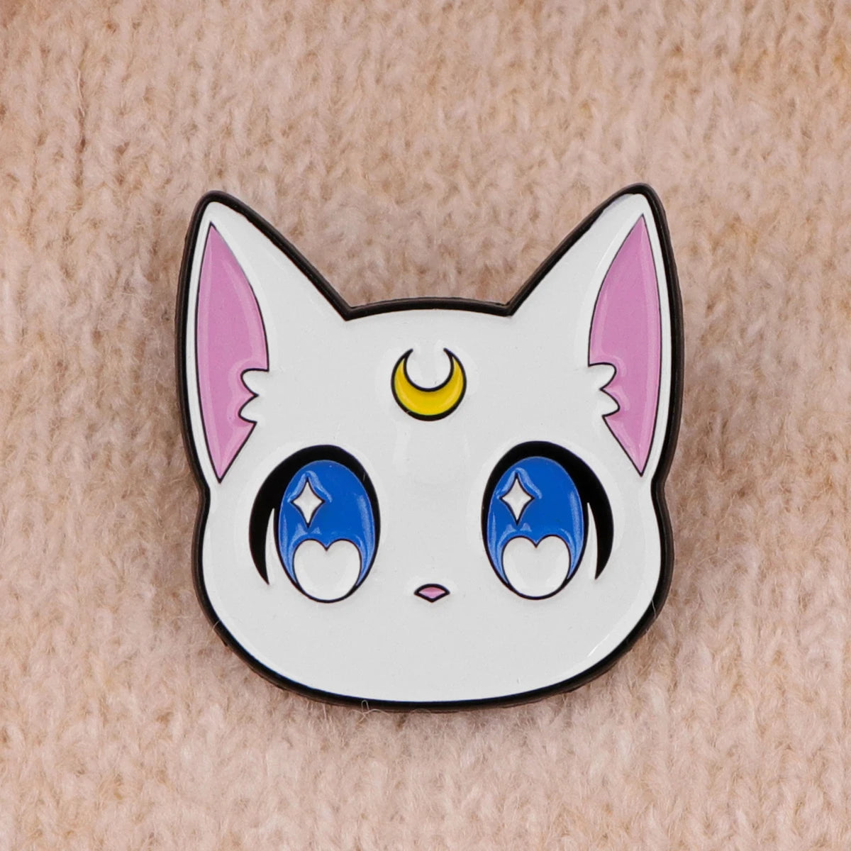 Cartoon Anime Brooches For Women Kawaii Enamel Pin Fashion Metal Badge Jewelry Clothing Backpack Accessories Girls Gift