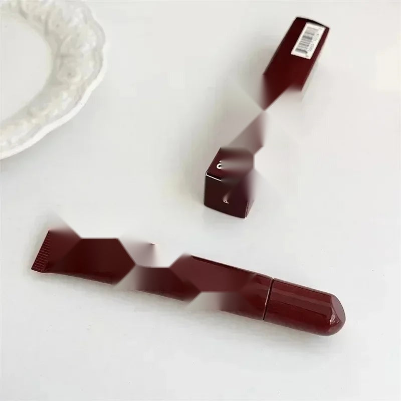 Pink Tinted Lip Oil Gloss – Glossy, Non-Sticky Shine