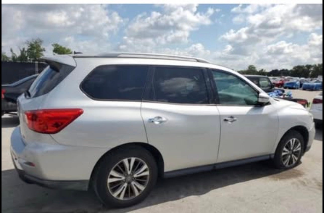 2018 Nissan pathfinder 3.5L  6